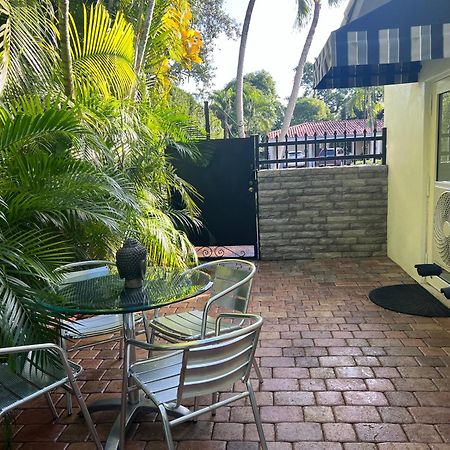 Villa Guilla North Miami Eksteriør billede