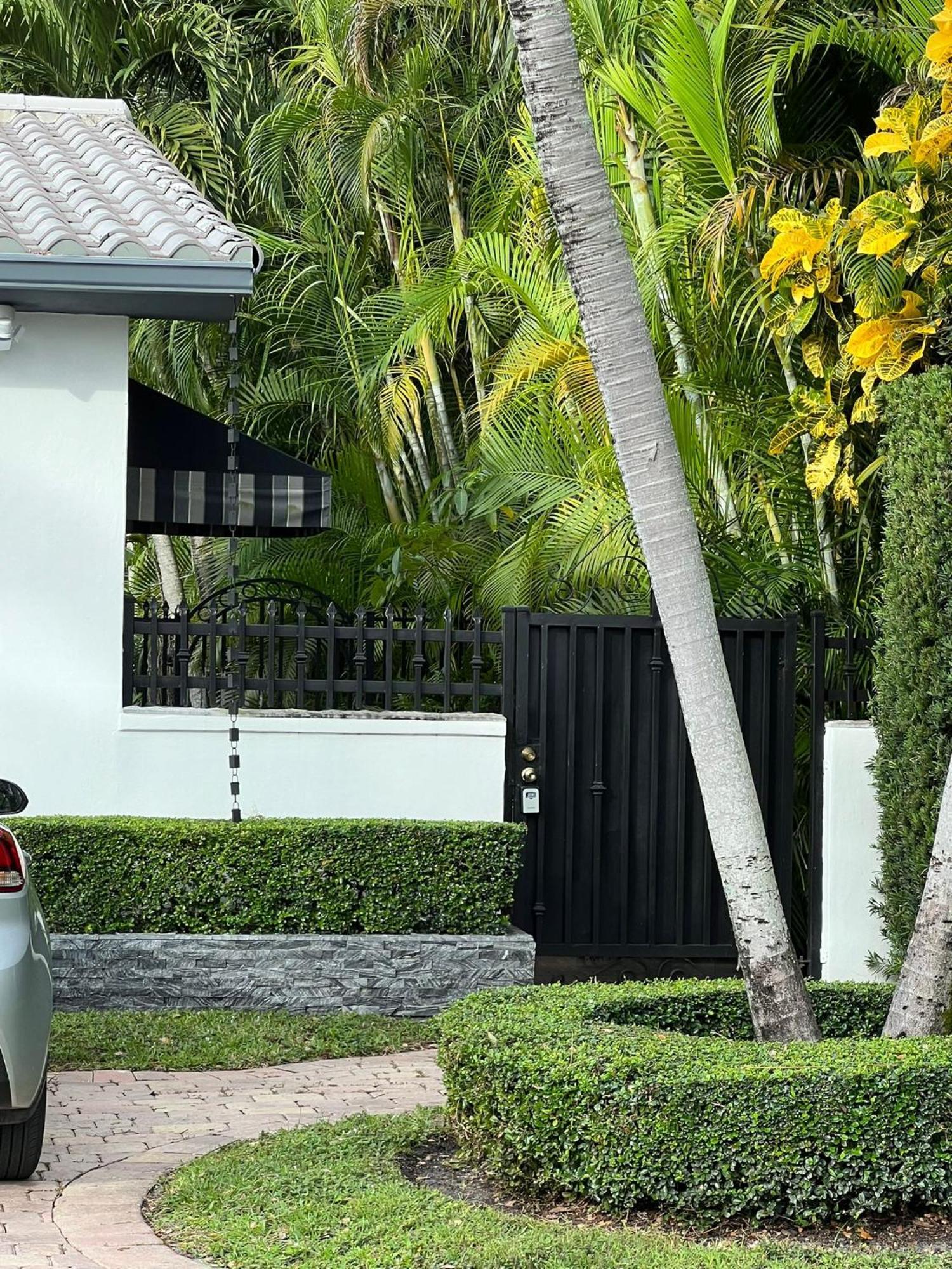 Villa Guilla North Miami Eksteriør billede