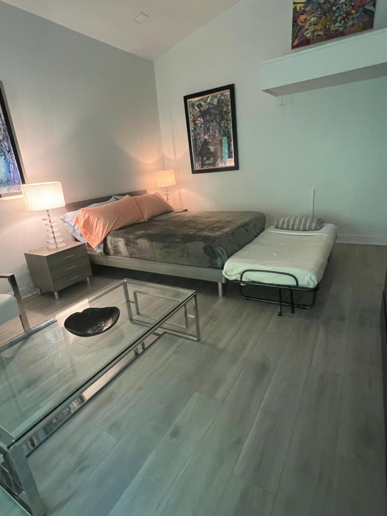 Villa Guilla North Miami Eksteriør billede