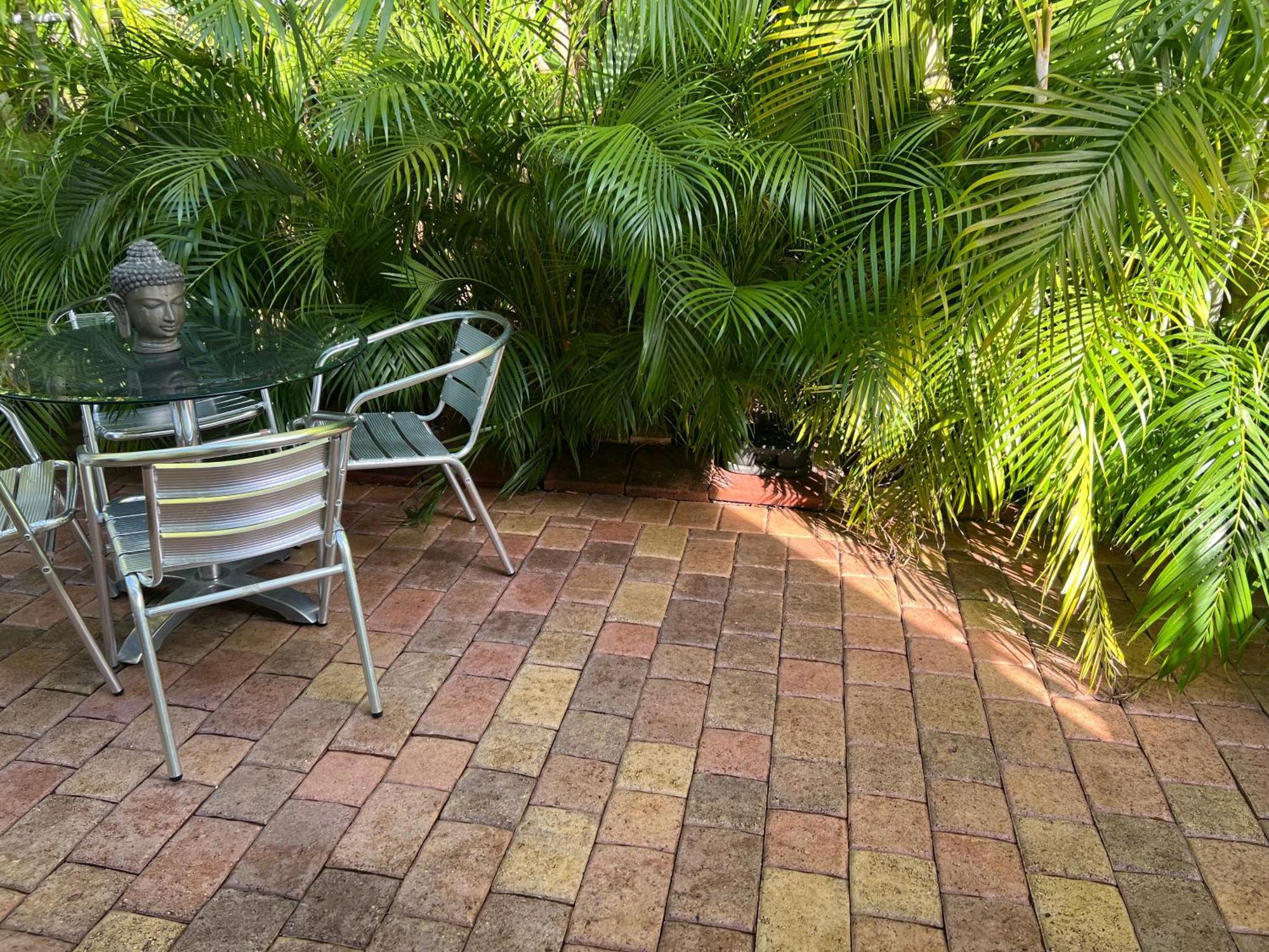 Villa Guilla North Miami Eksteriør billede